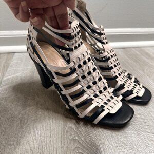 Banana Republic Shoes Womens Size 9 Black White Woven Strappy Heeled Sandals Zip